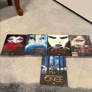 Once Upon a Time DVD Box Set - Complete Seasons (Set of 5)
